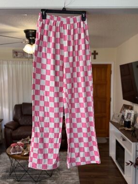 SHEIN Pink and White Checkered Lounge Pajama Pants